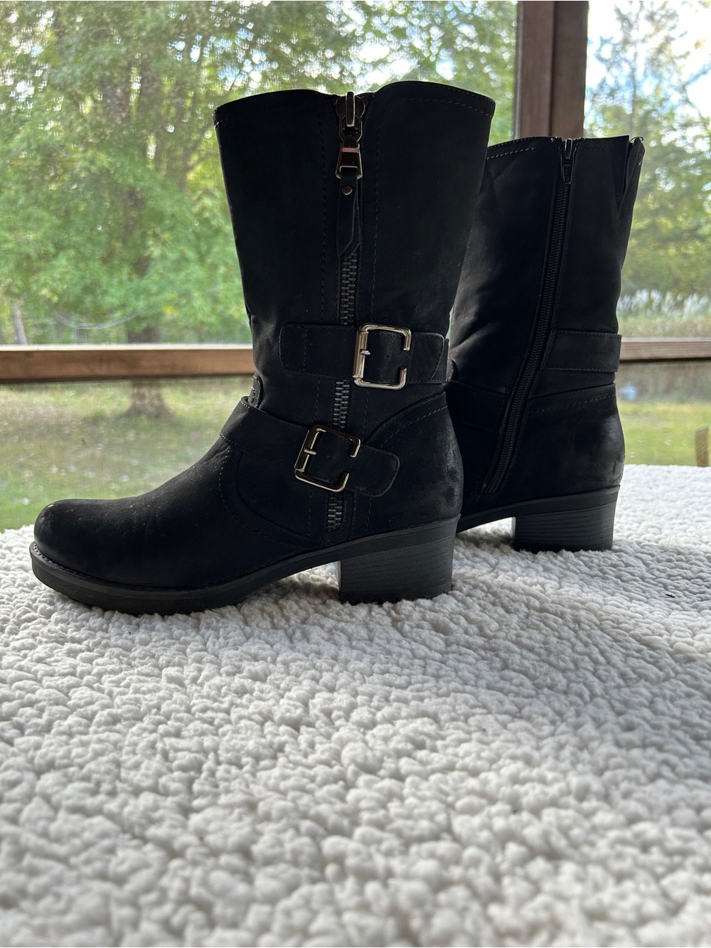 White Mountain Women’s Black Mid-Calf Buckled Moto Boots 8